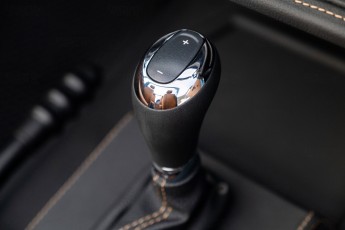 2B-106-Convertible-Mercedes-GWagen-GulfBlue-069910