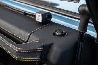 2B-111-Convertible-Mercedes-GWagen-GulfBlue-069910