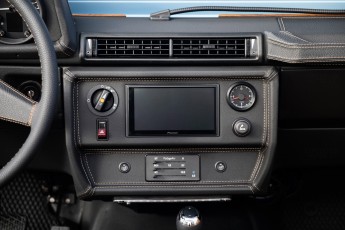 2B-122-Convertible-Mercedes-GWagen-GulfBlue-069910