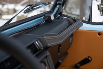 2B-134-Convertible-Mercedes-GWagen-GulfBlue-069910