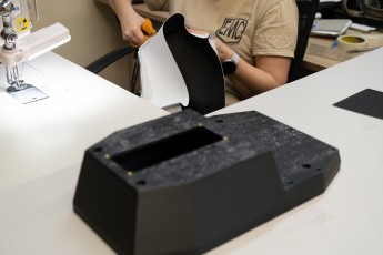 3-012-Convertible-Mercedes-GWagen-GulfBlue-069910