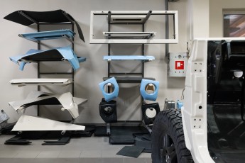 3-030-Convertible-Mercedes-GWagen-GulfBlue-069910