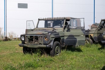 3-061-Convertible-Mercedes-GWagen-GulfBlue-069910