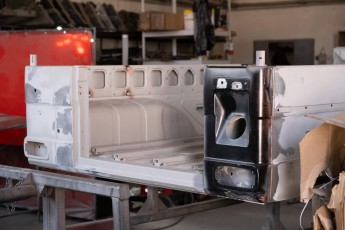 3-092-Convertible-Mercedes-250GD-MojaveSilver-071006