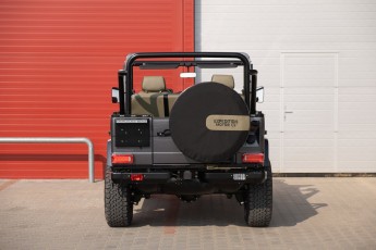 2B-009-Convertible-Mercedes-GWagen-VesuvioGrey-088657