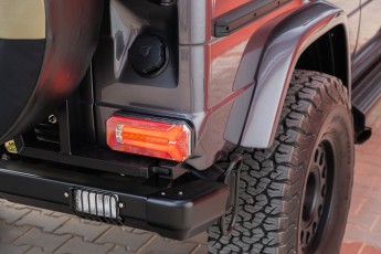 2B-028-Convertible-Mercedes-GWagen-VesuvioGrey-088657