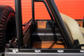 2B-062-Convertible-Mercedes-GWagen-VesuvioGrey-088657