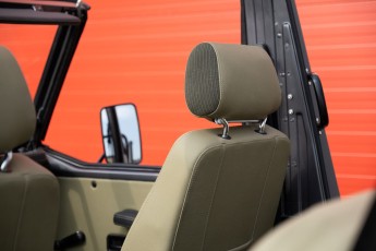 2B-071-Convertible-Mercedes-GWagen-VesuvioGrey-088657