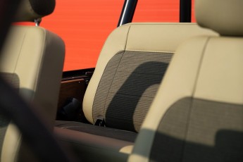 2B-073-Convertible-Mercedes-GWagen-VesuvioGrey-088657