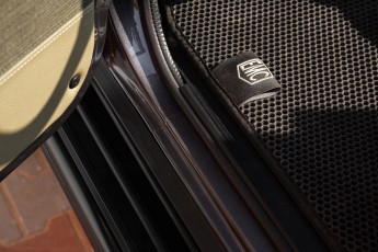 2B-089-Convertible-Mercedes-GWagen-VesuvioGrey-088657