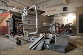 3-109-Convertible-Mercedes-GWagen-VesuvioGrey-088657