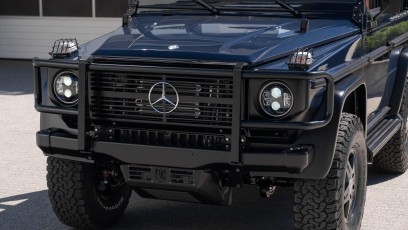 1-007-Custom-Mercedes-GWagon-MidnightBlue-077213