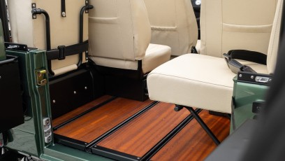 1-008-Custom-Mercedes-GWagon-IrelandMidGreen-087810