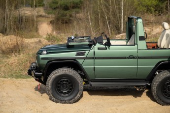 2A-012-Custom-Mercedes-GWagon-IrelandMidGreen-087810
