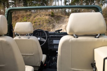 2A-025-Custom-Mercedes-GWagon-IrelandMidGreen-087810
