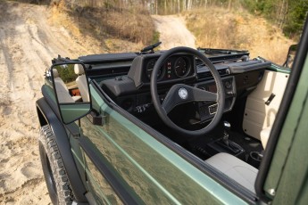 2A-026-Custom-Mercedes-GWagon-IrelandMidGreen-087810