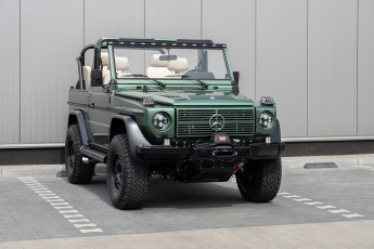 2B-006-Custom-Mercedes-GWagon-IrelandMidGreen-087810
