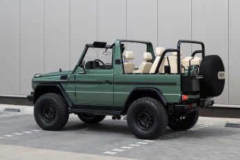 2B-011-Custom-Mercedes-GWagon-IrelandMidGreen-087810