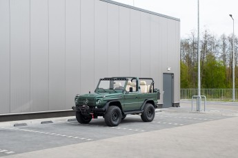 2B-012-Custom-Mercedes-GWagon-IrelandMidGreen-087810
