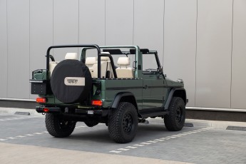 2B-015-Custom-Mercedes-GWagon-IrelandMidGreen-087810