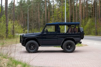 2B-018-Custom-Mercedes-GWagon-MidnightBlue-077213