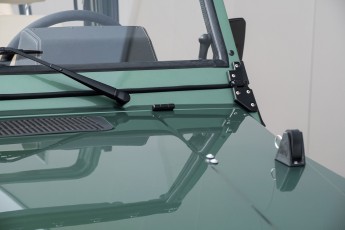2B-025-Custom-Mercedes-GWagon-IrelandMidGreen-087810