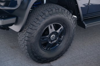 2B-038-Custom-Mercedes-GWagon-MidnightBlue-077213