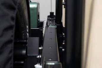 2B-039-Custom-Mercedes-GWagon-IrelandMidGreen-087810