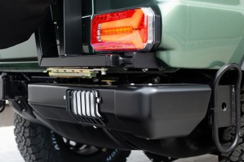 2B-041-Custom-Mercedes-GWagon-IrelandMidGreen-087810