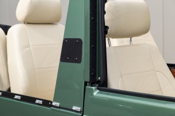 2B-047-Custom-Mercedes-GWagon-IrelandMidGreen-087810