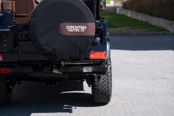 2B-049-Custom-Mercedes-GWagon-MidnightBlue-077213