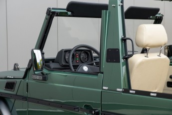 2B-071-Custom-Mercedes-GWagon-IrelandMidGreen-087810