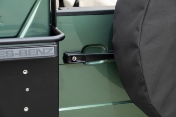 2B-072-Custom-Mercedes-GWagon-IrelandMidGreen-087810