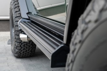 2B-073-Custom-Mercedes-GWagon-IrelandMidGreen-087810