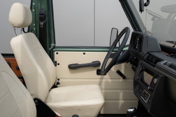 2B-076-Custom-Mercedes-GWagon-IrelandMidGreen-087810