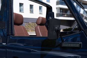 2B-083-Custom-Mercedes-GWagon-MidnightBlue-077213