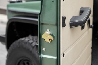 2B-091-Custom-Mercedes-GWagon-IrelandMidGreen-087810