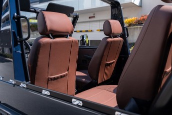 2B-096-Custom-Mercedes-GWagon-MidnightBlue-077213