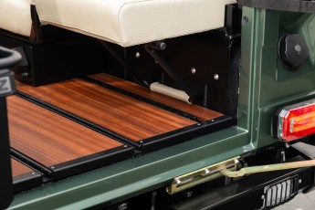 2B-106-Custom-Mercedes-GWagon-IrelandMidGreen-087810