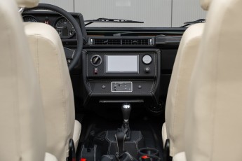 2B-128-Custom-Mercedes-GWagon-IrelandMidGreen-087810