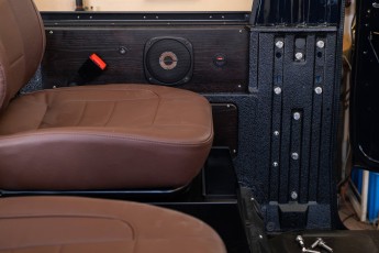 3-009-Custom-Mercedes-GWagon-MidnightBlue-077213