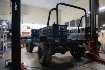 3-026-Custom-Mercedes-GWagon-MidnightBlue-077213