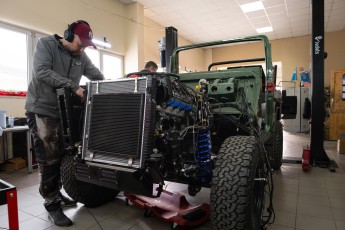 3-035-Custom-Mercedes-GWagon-IrelandMidGreen-087810