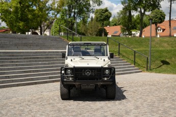2B-027-Custom-Mercedes-GWagon-White-092857