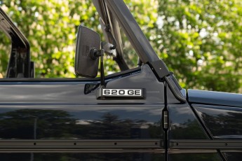2B-039-Convertible-Mercedes-250GD-MidnightBlue-080879