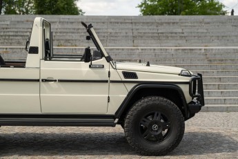 2B-041-Custom-Mercedes-GWagon-White-092857