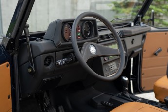 2B-062-Convertible-Mercedes-250GD-MidnightBlue-080879