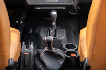 2B-066-Convertible-Mercedes-250GD-MidnightBlue-080879