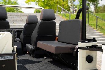 2B-085-Custom-Mercedes-GWagon-White-092857