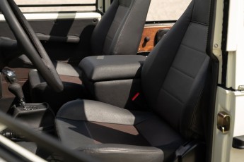 2B-089-Custom-Mercedes-GWagon-White-092857